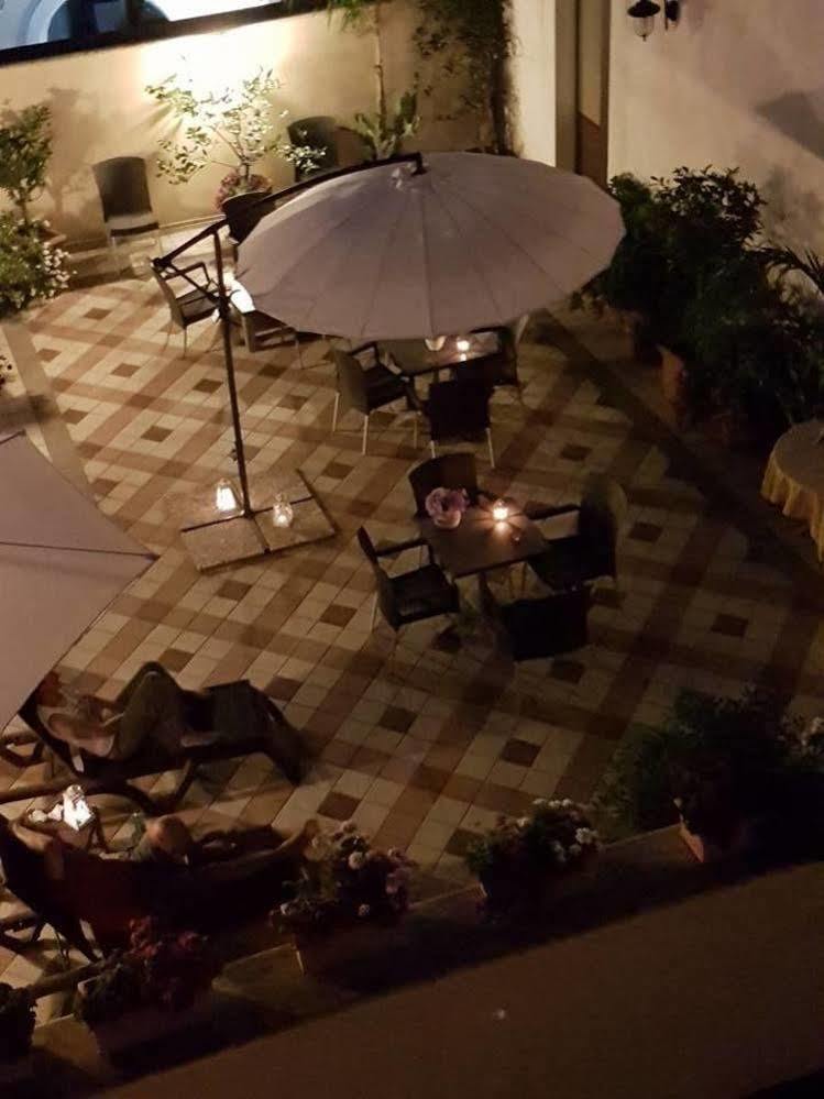 Palazzo Volta Boutique Luxury B&B นาร์โด ภายนอก รูปภาพ